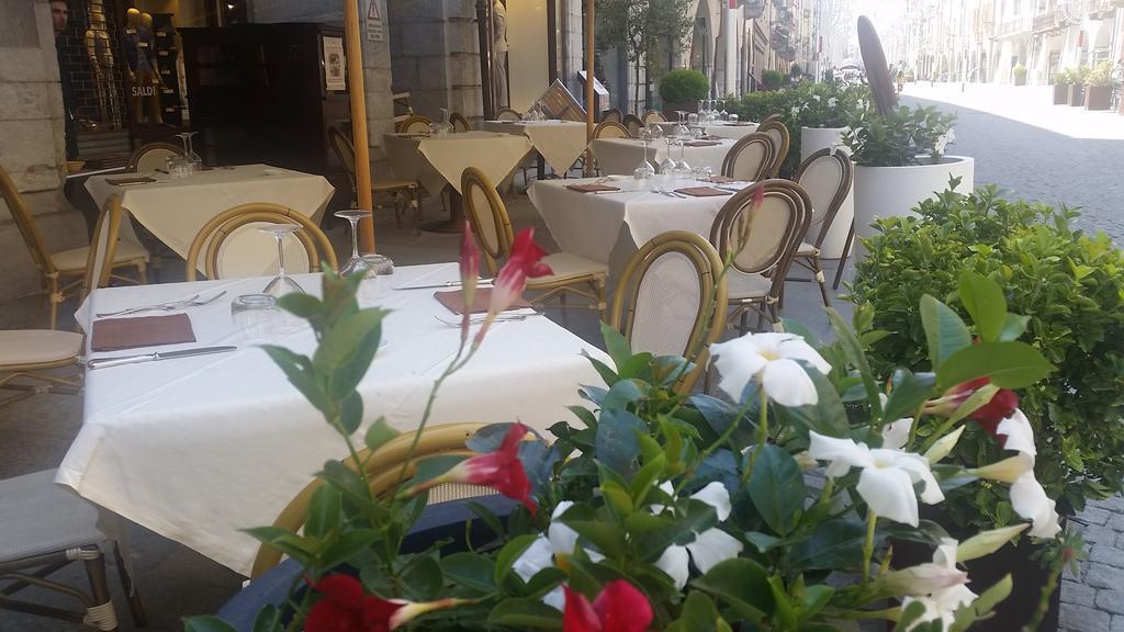 Hotel Palazzo Lovera Cuneo Exteriör bild
