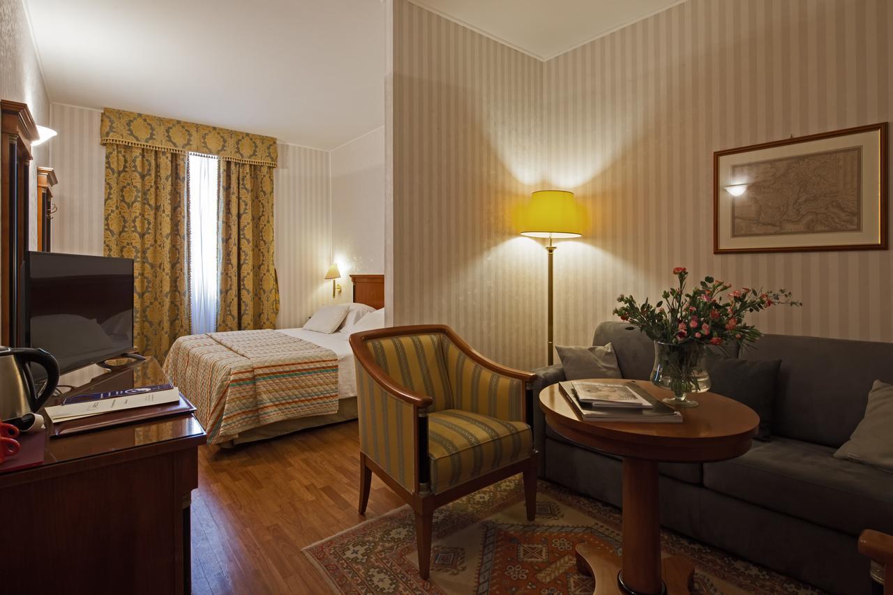 Hotel Palazzo Lovera Cuneo Exteriör bild